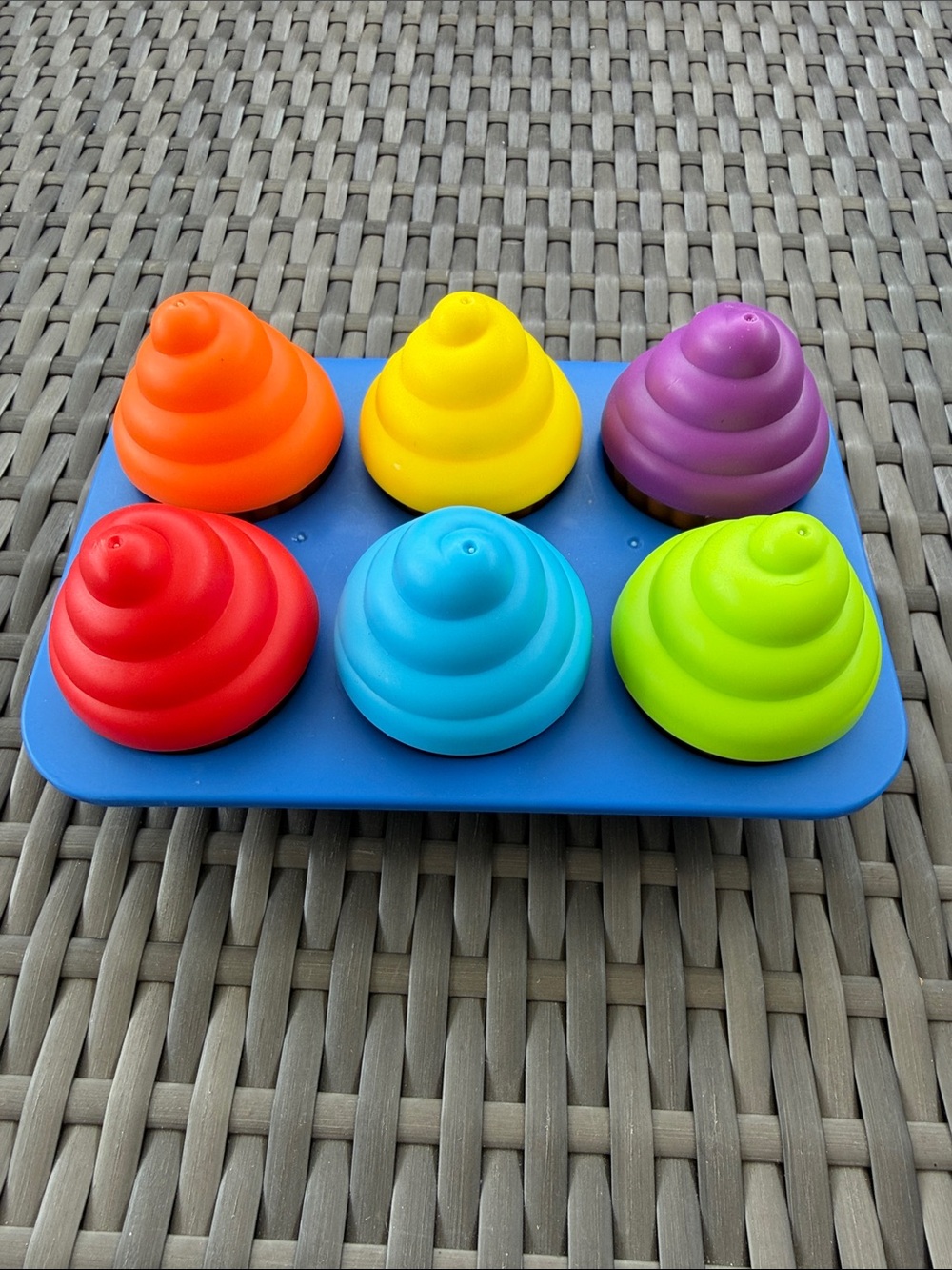 Colorful Pop Stack shape matching- 6-Piece Silicone Toy (Multicolor)